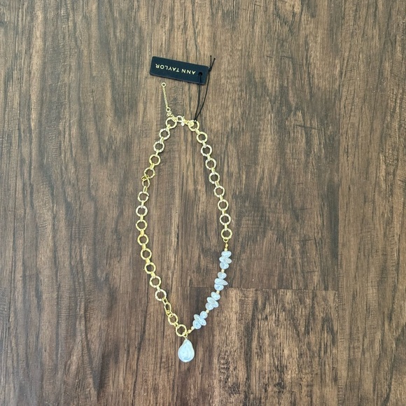 Ann Taylor mixed pearl and chain Necklace - Picture 12 of 14